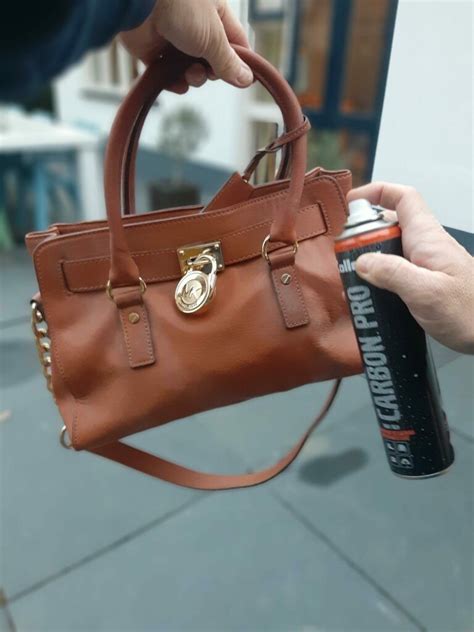 designer tas schoonmaken